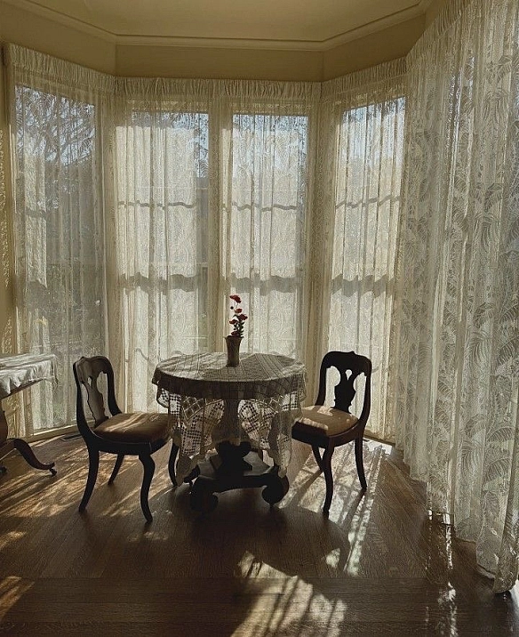 Тож тіло, що колись тягнулося до тебе, починає відступати. - Влада Лесюк на we.ua