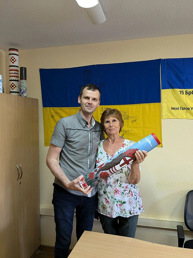 Друзі @читачі день звіту донатерів про отримання подарунків, більше донатів більша ймовірність отримати подарунок.https://www.f... - Тарас Ярош на we.ua