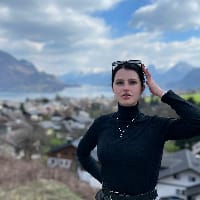 Стася на we.ua