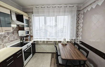 Здам в оренду квартиру в Києві на вул. Озерна за 24 000 грн на we.ua