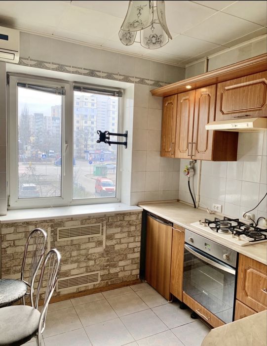 Здам в оренду квартиру в Києві в Оболонському районі на вул. Героїв Дніпра біля метро Героїв Дніпра за 13 500 грн