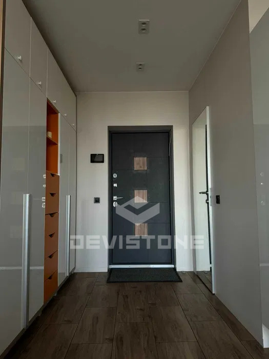 260045 Оренда дворівневої видової квартири перша здача