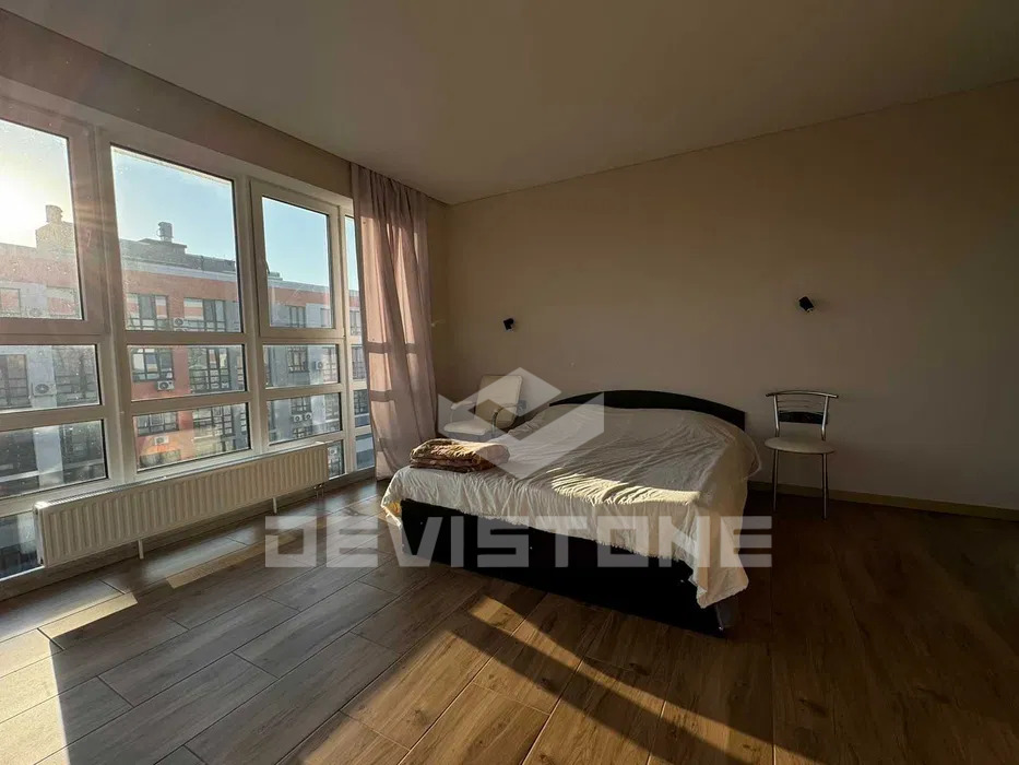 260045 Оренда дворівневої видової квартири перша здача