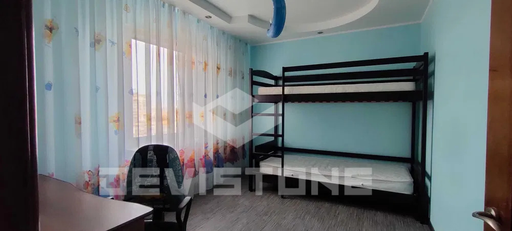 №260085 Довгострокова оренда 3-х кімнатної квартири