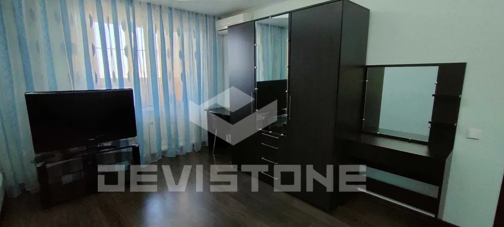 №260085 Довгострокова оренда 3-х кімнатної квартири