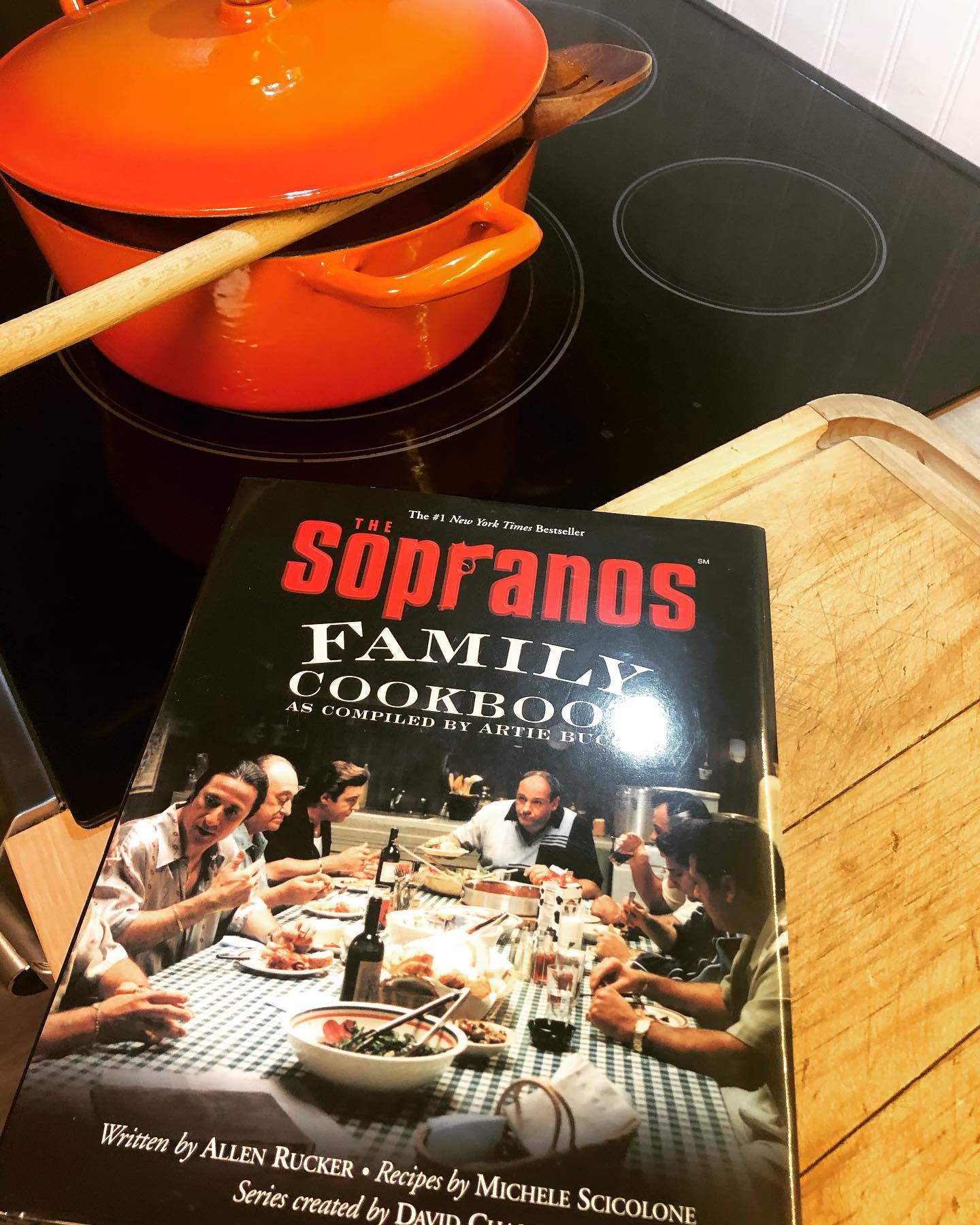 Кулінарная книга за серіалом Сопрано