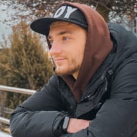 Павло на we.ua